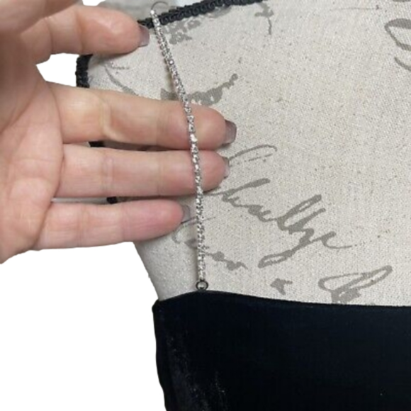 NWT House of Harlow 1960 Revolve Black Velvet Mini dress w rhinestone straps XS - Picture 3 of 4